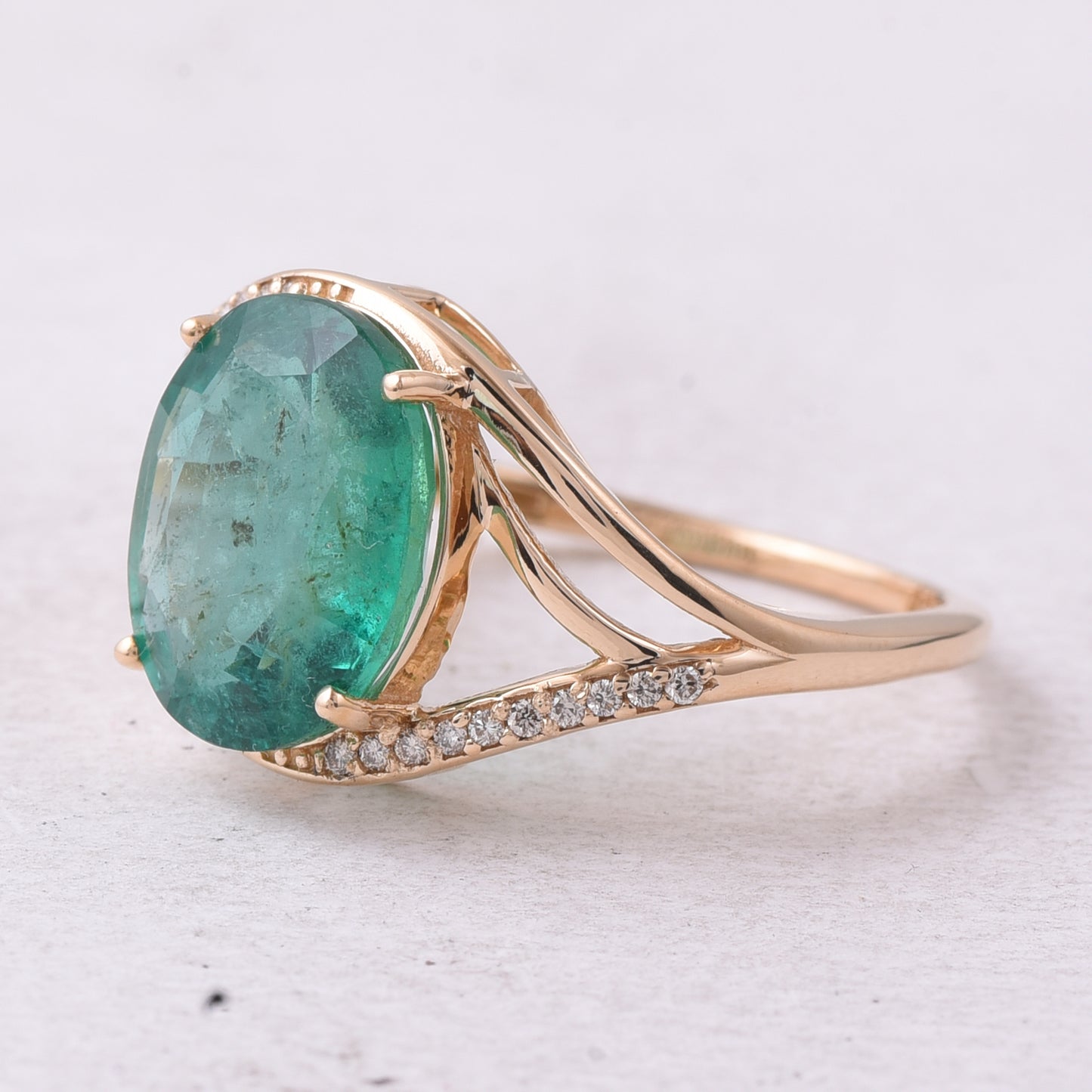4.10 Ct Oval Mixed Cut Natural Emerald 14K Gold Ring