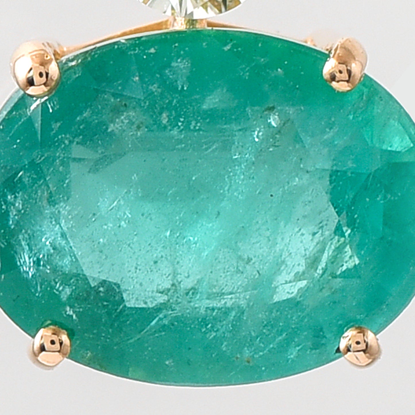 2.68 Ct Oval Emerald 14K Gold Pendant
