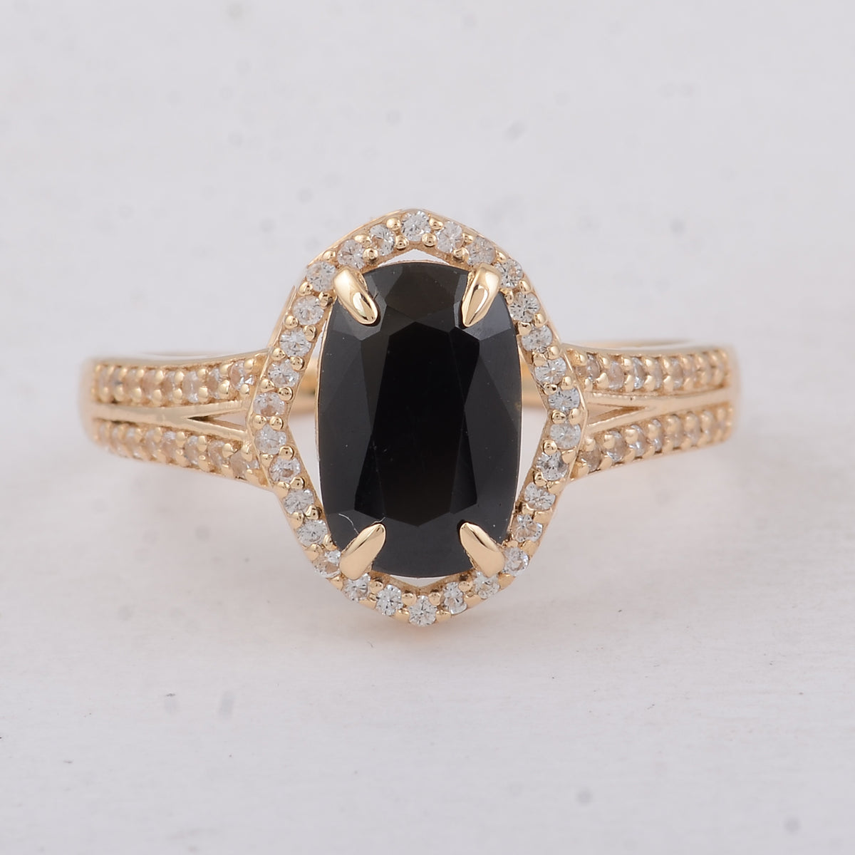 2.16 Ct Cushion Sapphire 9K Gold Ring