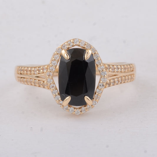 2.16 Ct Cushion Sapphire 9K Gold Ring