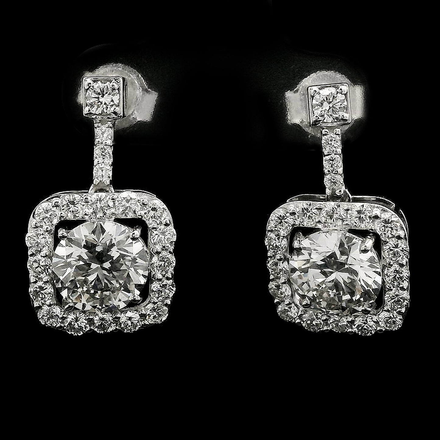 4.37 Carats Lab Grown Diamond 14K Gold Earrings