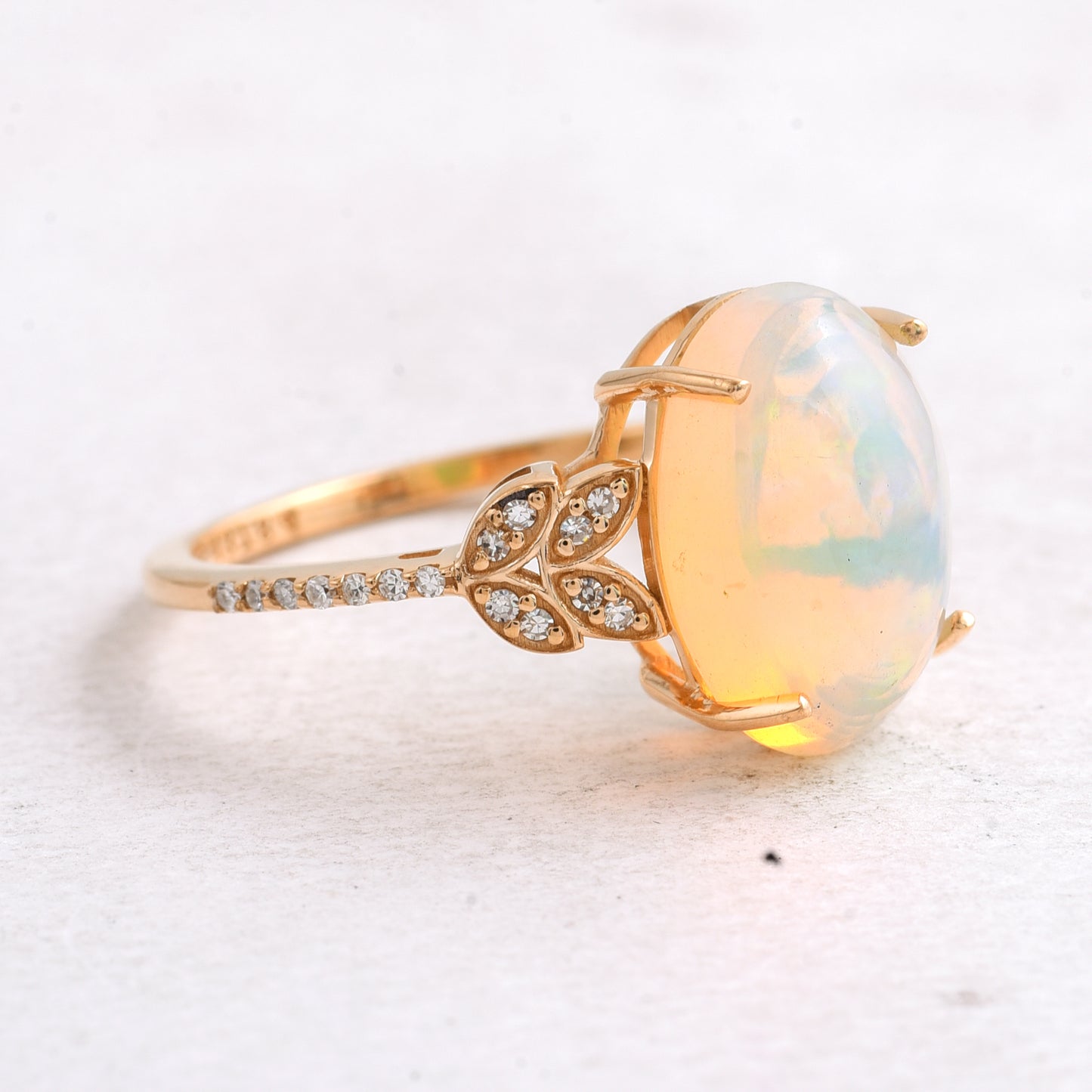 2.87 Ct Oval Cabochon Cut Natural Opal 14K Gold Ring