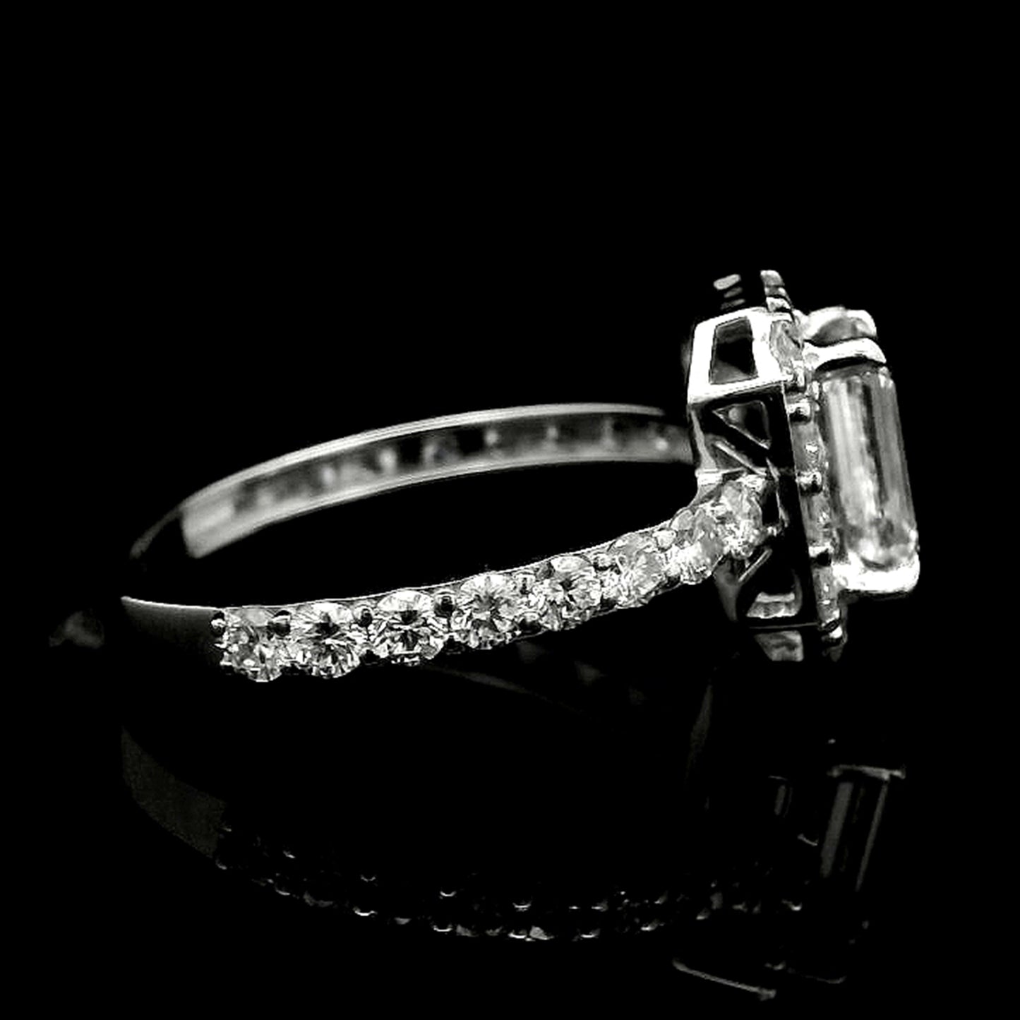 2.10 Carats Lab Grown Diamond 14K Gold Ring