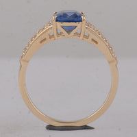 1.78 Ct Cushion Sapphire 9K Gold Ring