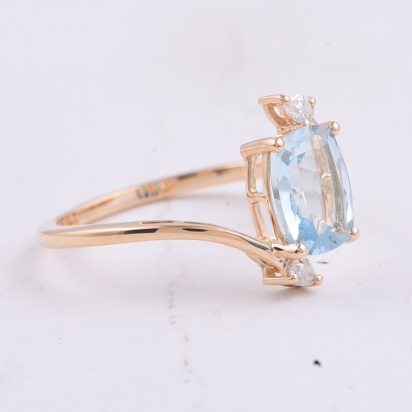 1.28 Ct Cushion Natural Aquamarine 14K Gold Ring