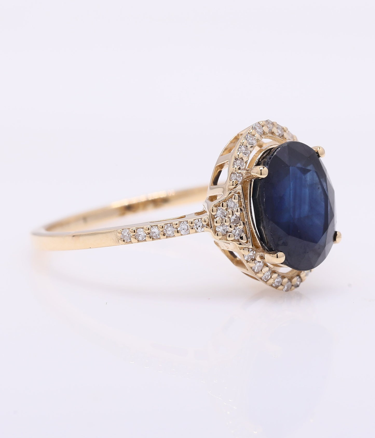 3.05 Ct Oval Mixed Cut Natural Sapphire 14K Gold Ring