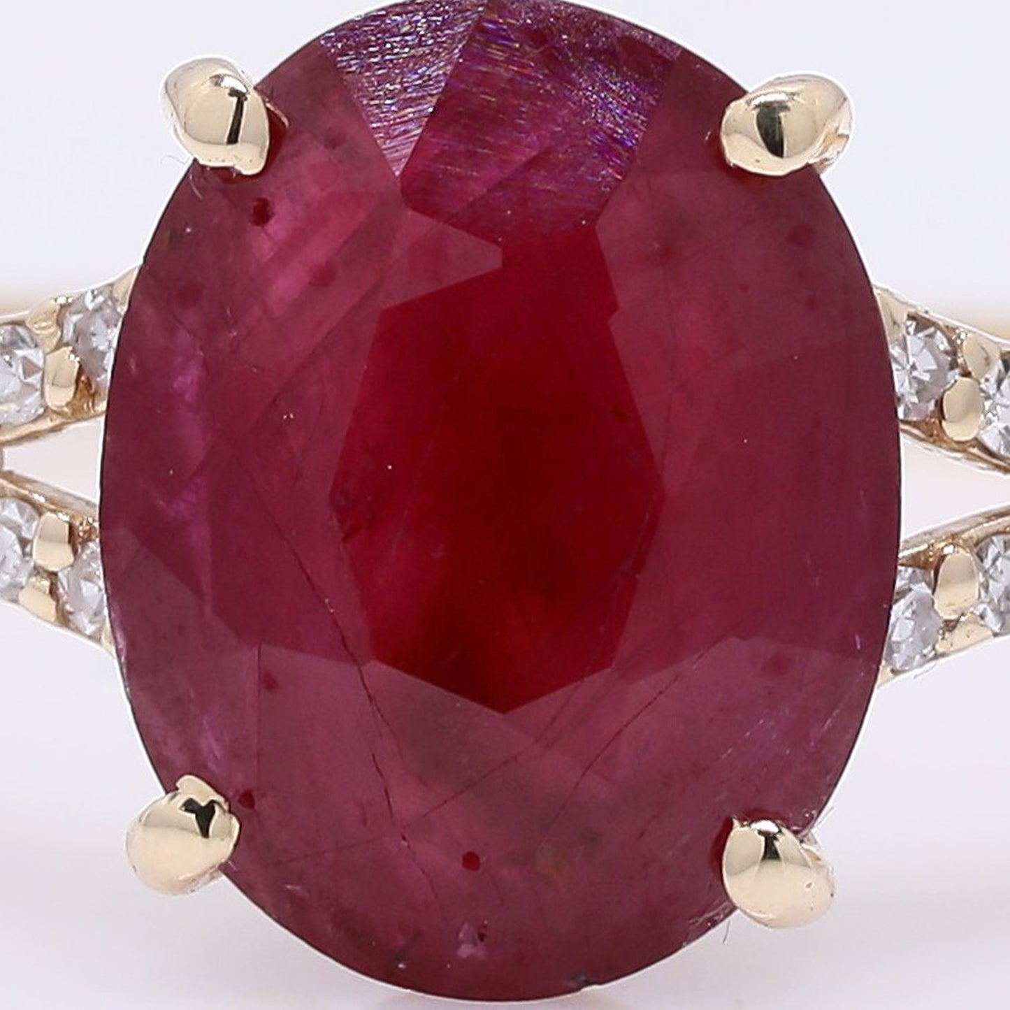 2.05 Ct Oval Ruby 14K Gold Ring
