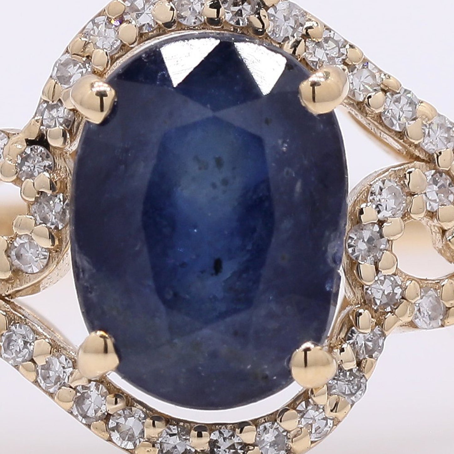 2.46 Ct Oval Mixed Cut Natural Sapphire 14K Gold Ring