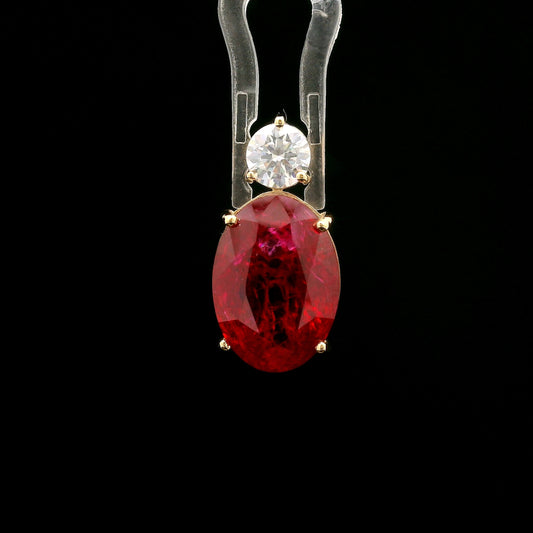 9.04 Ct Oval Mixed Cut Lab Grown Ruby 14K Gold Pendant