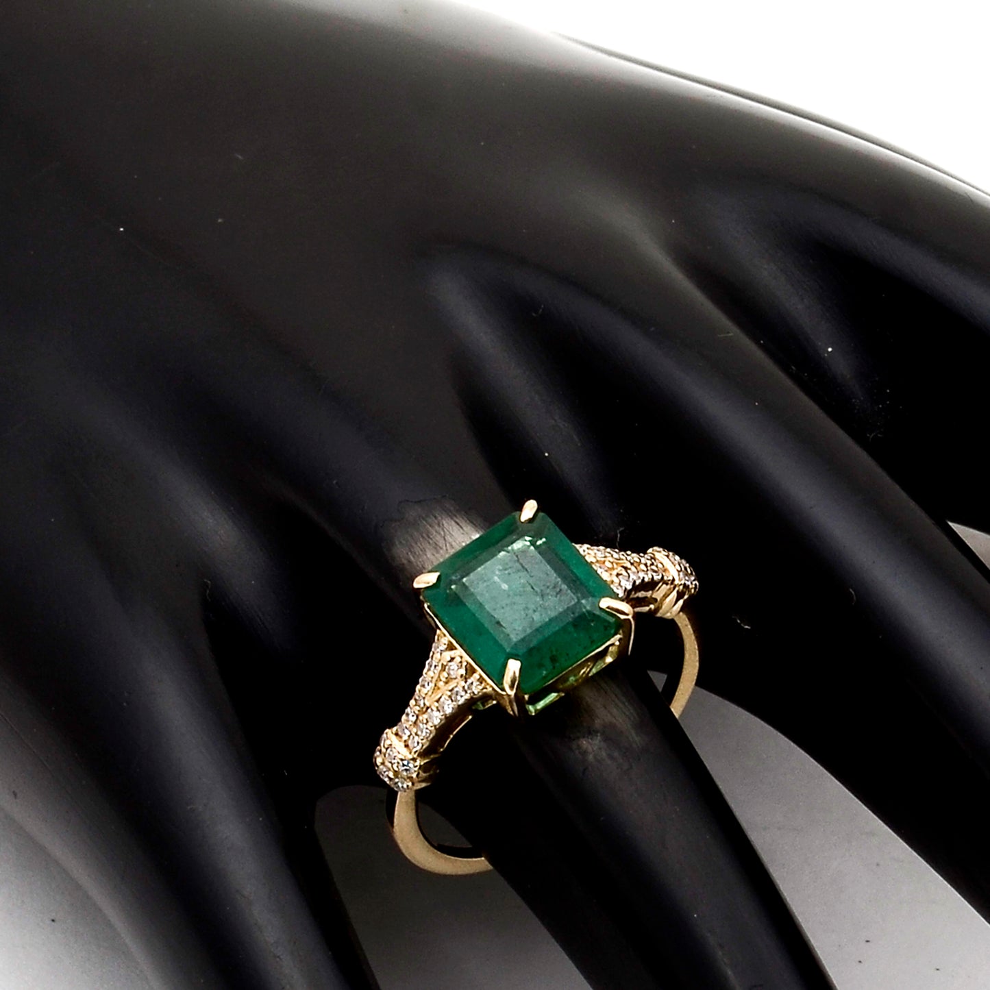 2.60 Ct Octagon Natural Emerald 14K Gold Ring