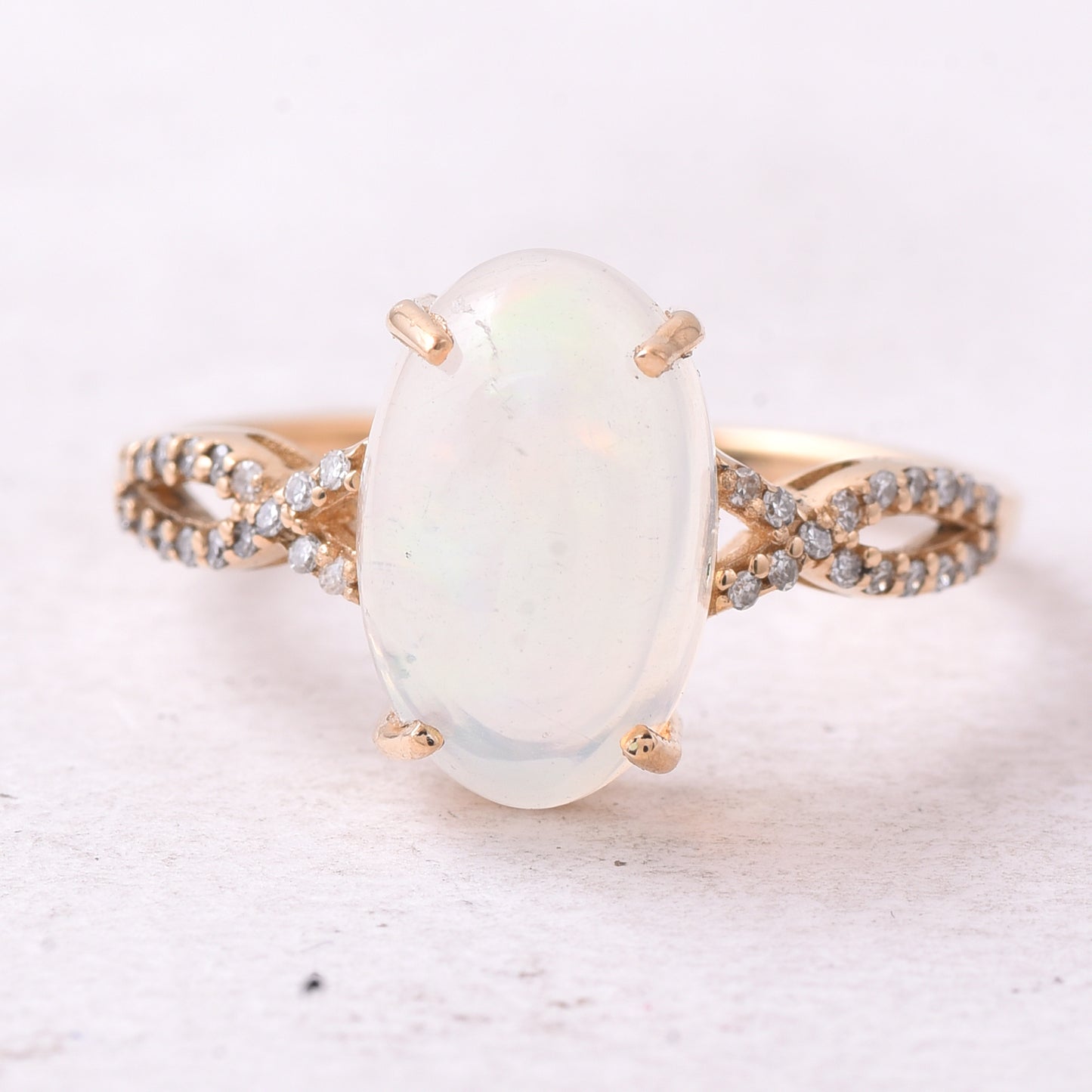 2.33 Ct Oval Cabochon Cut Natural Opal 14K Gold Ring