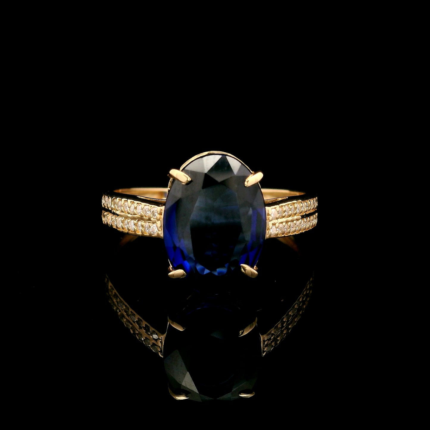 4.33 Ct Oval Mixed Cut Lab Grown Sapphire 14K Gold Ring