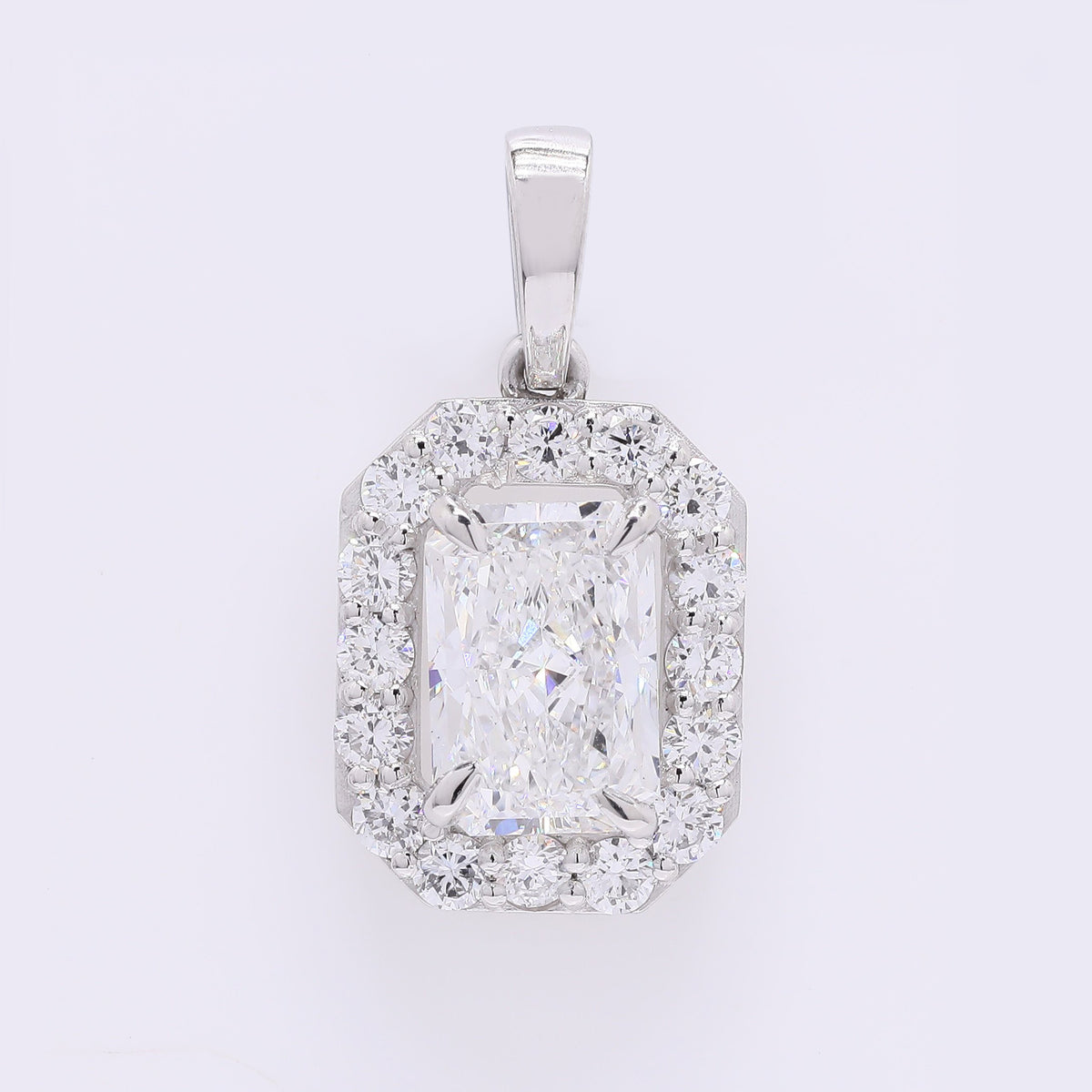 2.56 Carats Lab Grown Diamond 950 Platinum Pendant