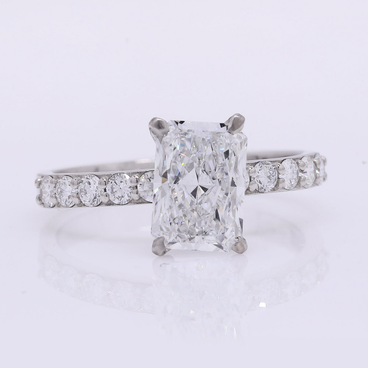 2.32 Carats Lab Grown Diamond 950 Platinum Ring