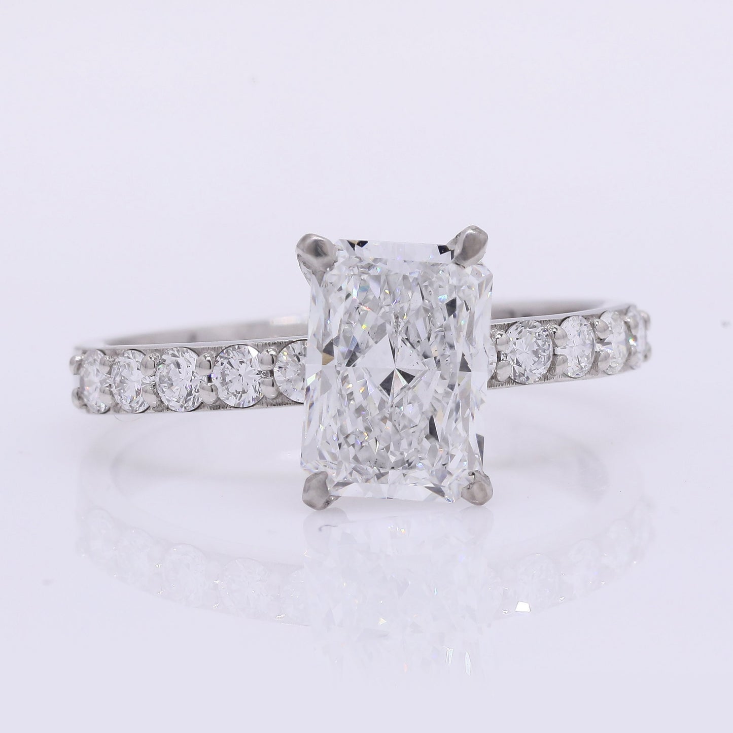 2.32 Carats Lab Grown Diamond 950 Platinum Ring