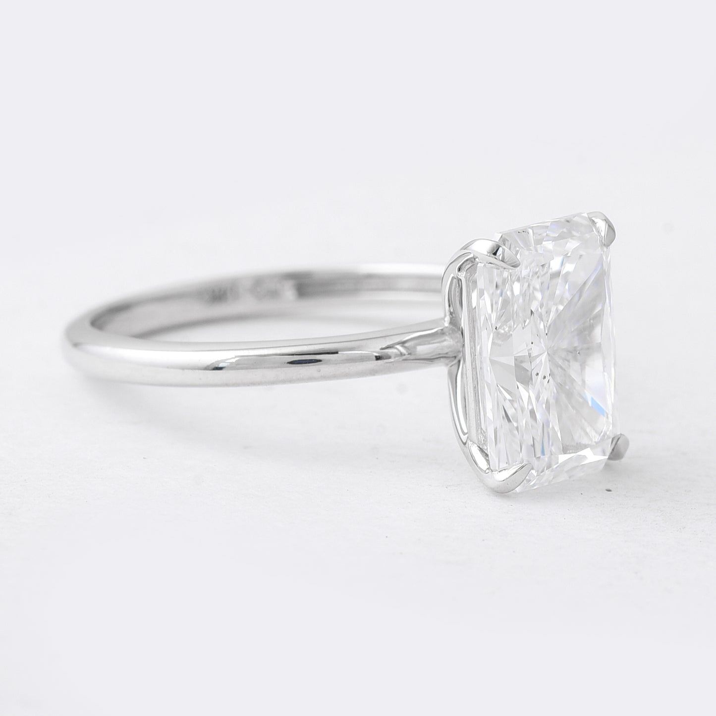 3.04 Carats Lab Grown Diamond 14K Gold Ring