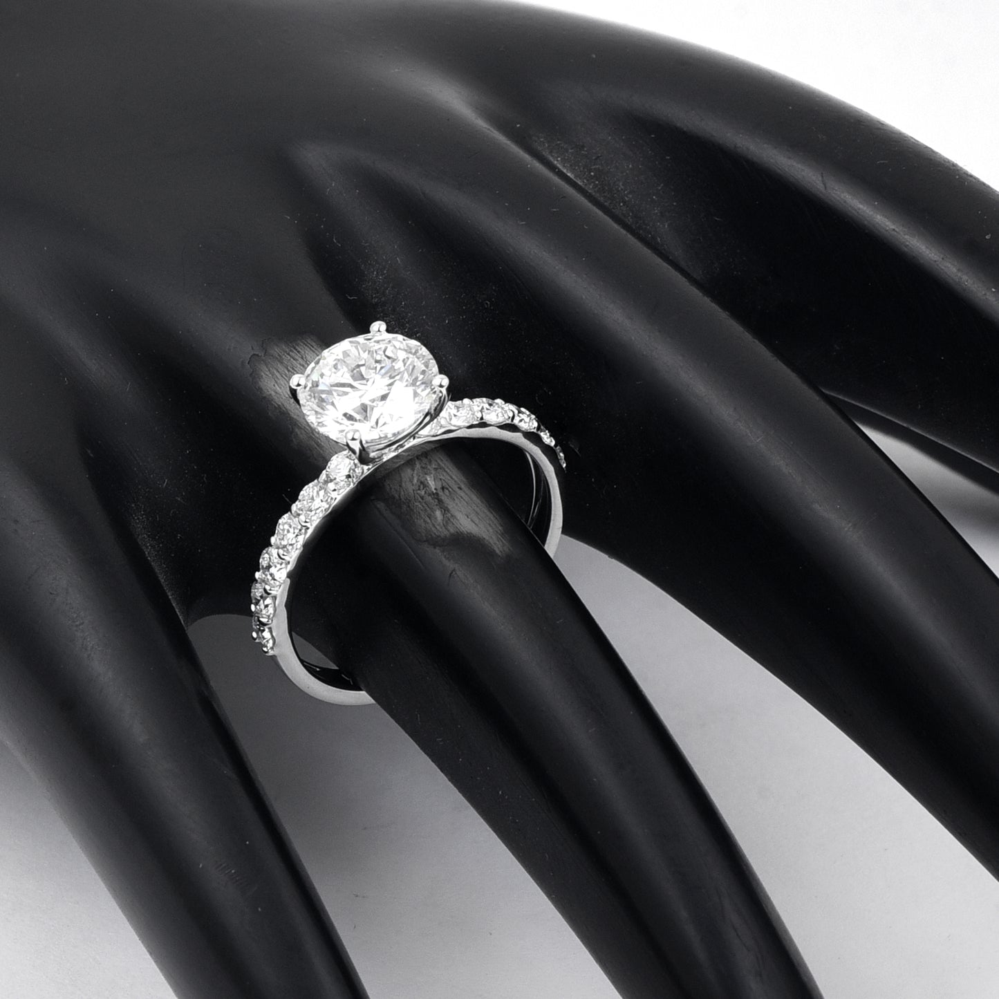 2.28 Carats Lab Grown Diamond 14K Gold Ring