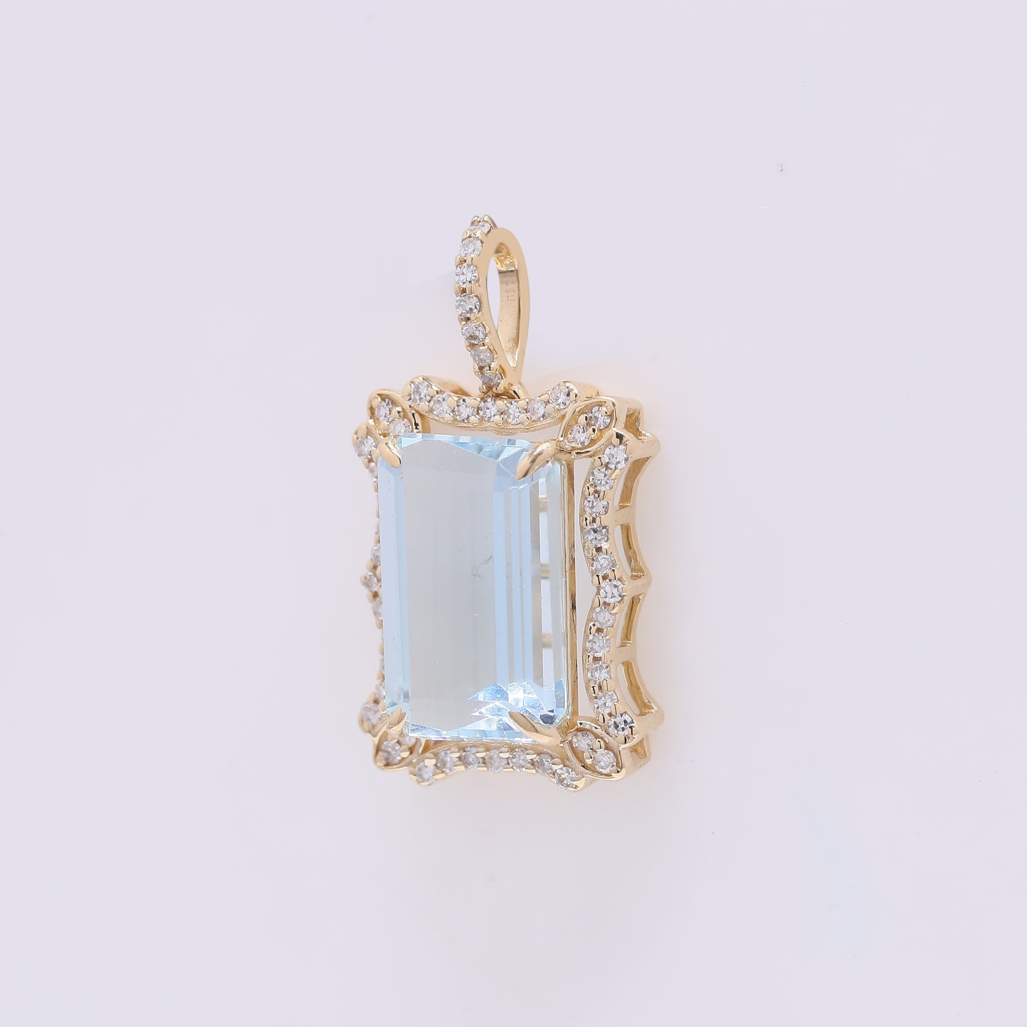 3.06 Ct Octagon Step Cut Natural Aquamarine 14K Gold Pendant