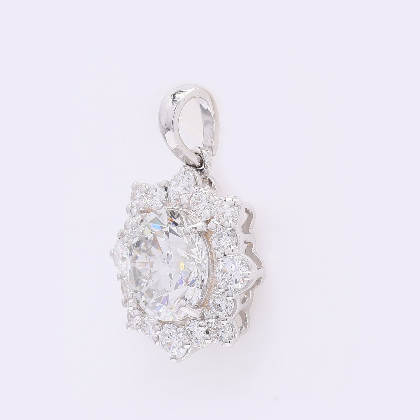 2.24 Carats Lab Grown Diamond 14K Gold Pendant