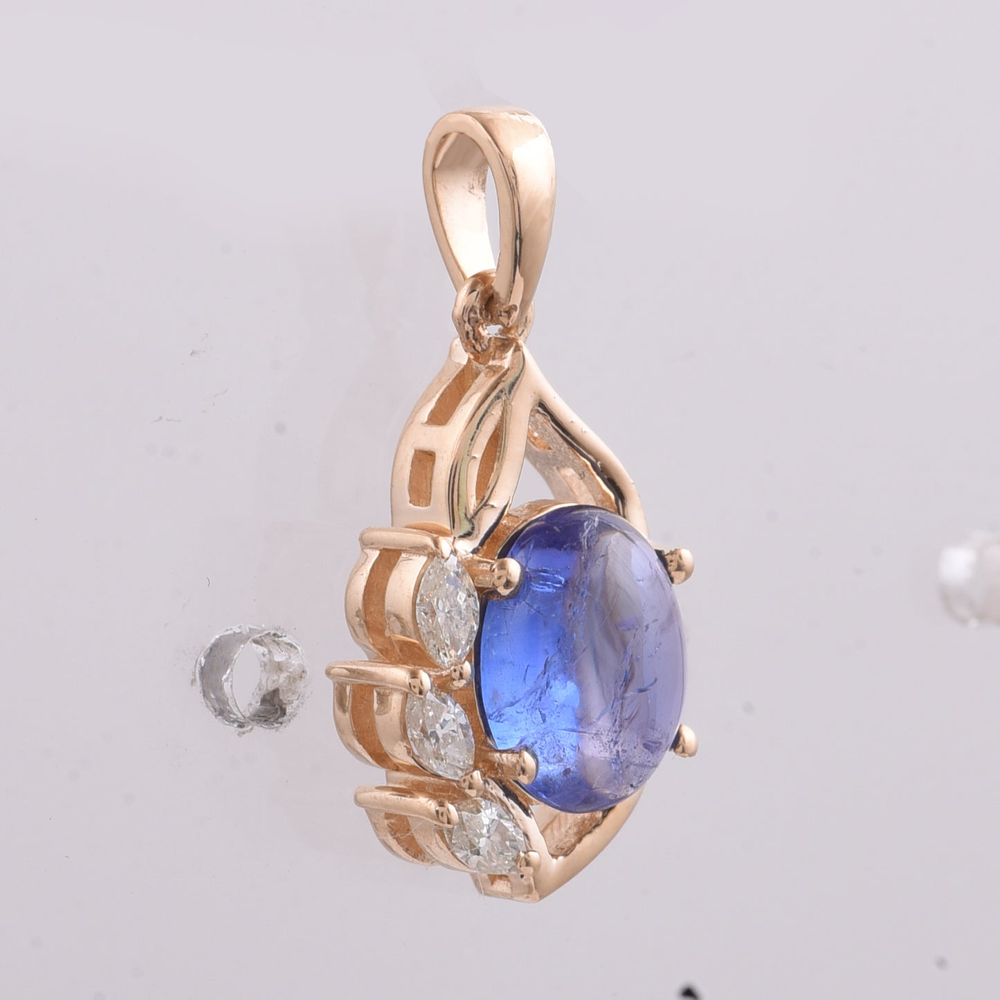 1.32 Ct Oval Cabochon Cut Natural Tanzanite 14K Gold Pendant