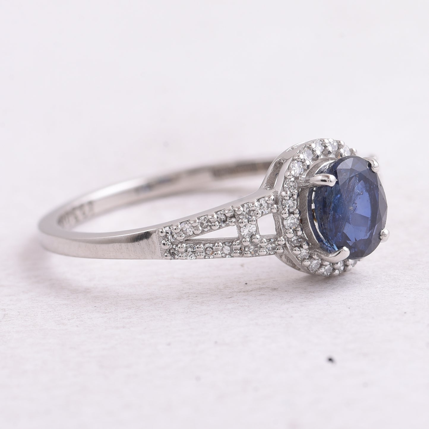1.09 Ct Oval Mixed Cut Natural Sapphire 950 Platinum Ring