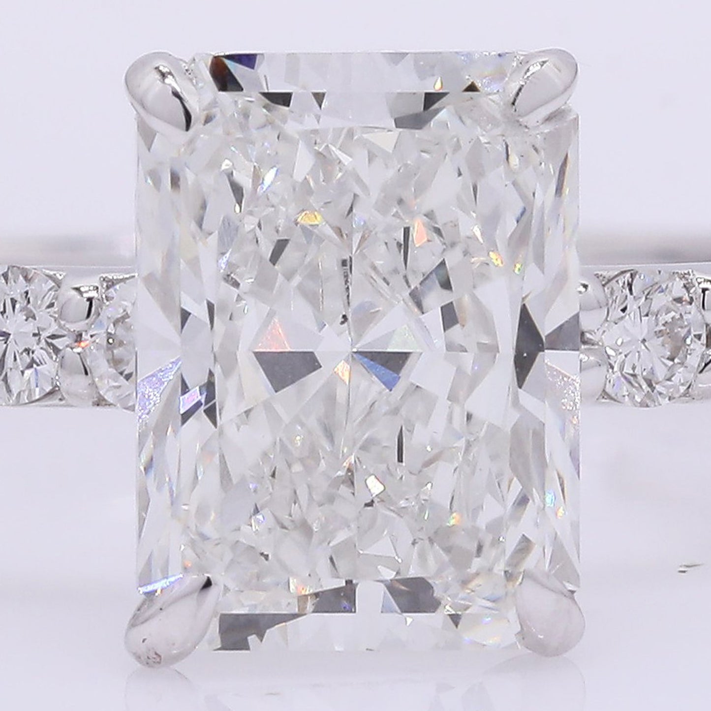 2.43 Carats Lab Grown Diamond 14K Gold Ring