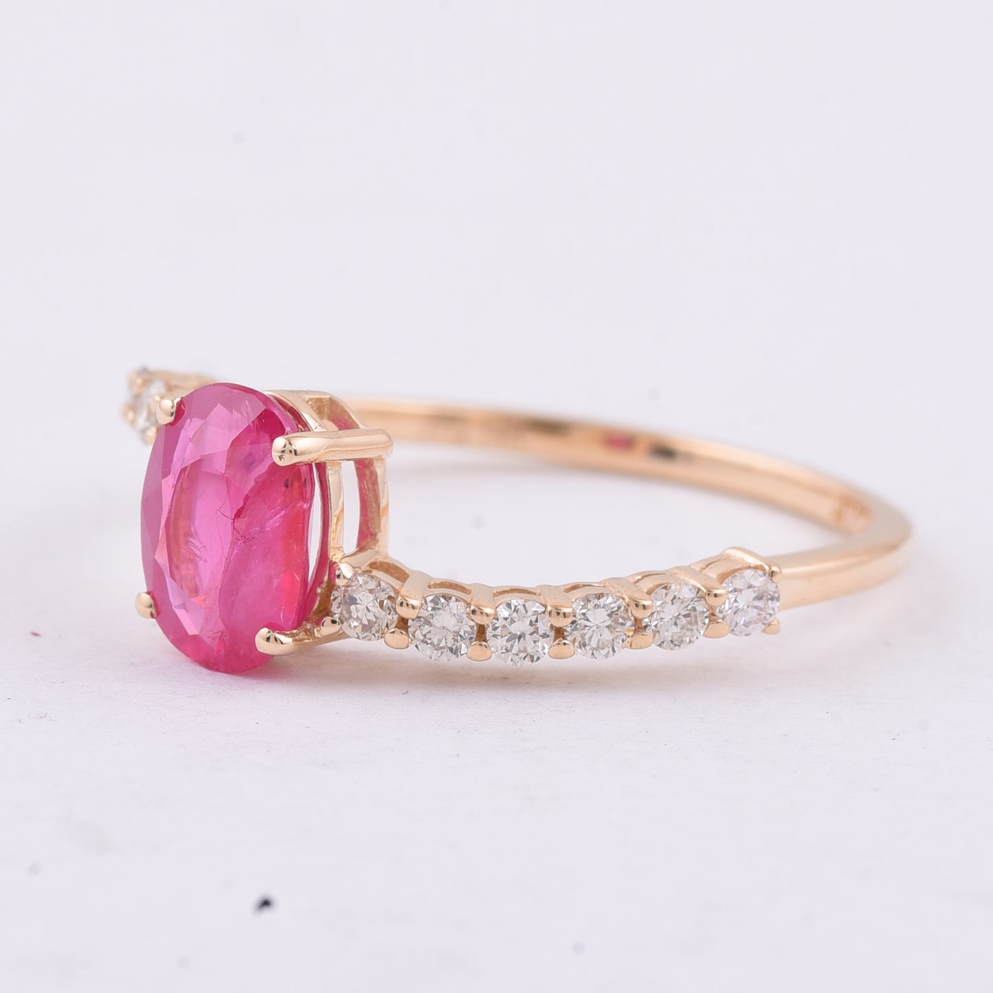 1.38 Ct Oval Natural Ruby 14K Gold Ring