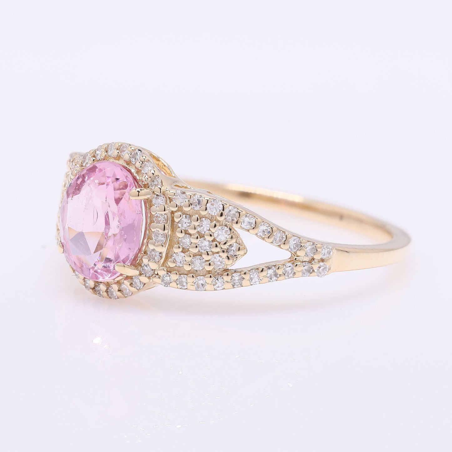 1.42 Ct Oval Mixed Cut Natural Spinel 14K Gold Ring