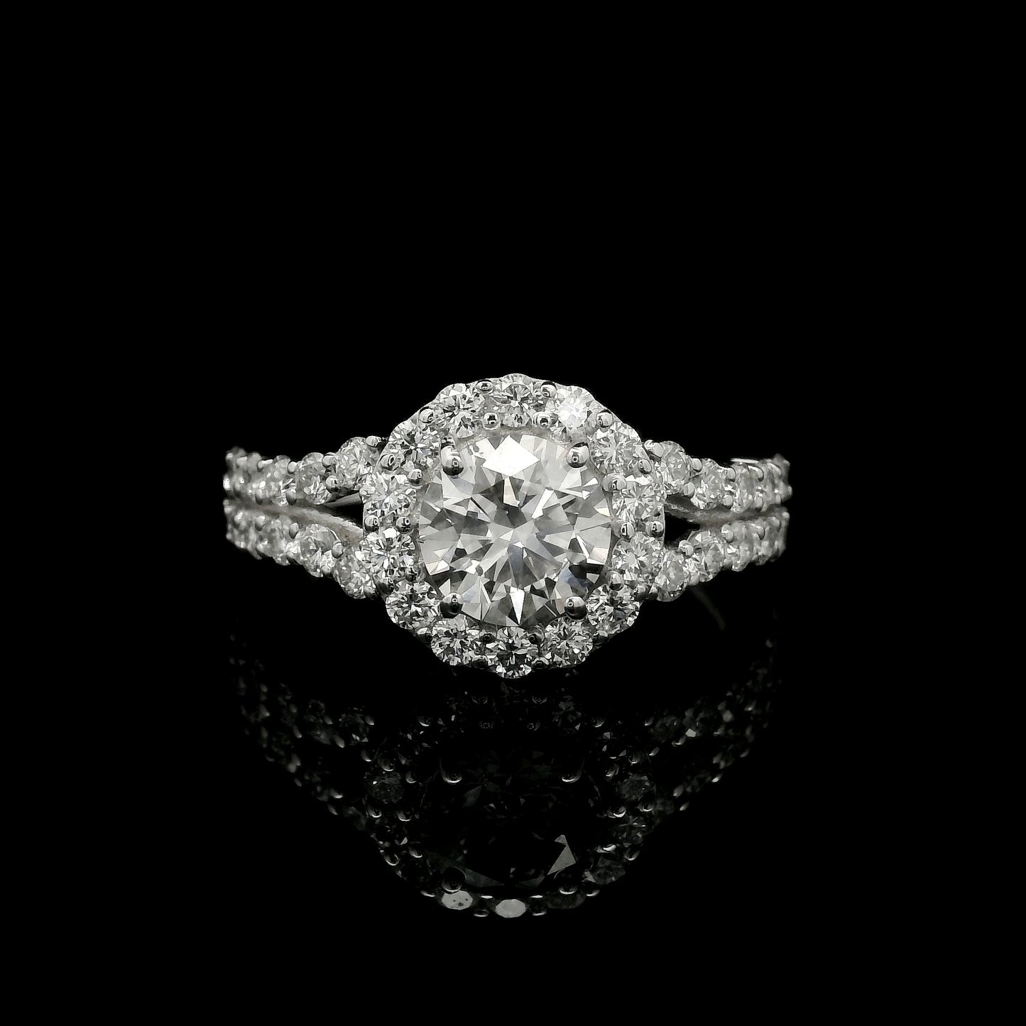 2.05 Carats Lab Grown Diamond 14K Gold Ring