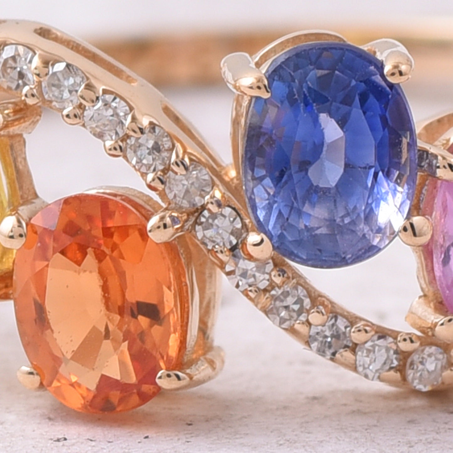 1.26 Ct Oval Natural Multi-Coloured Sapphire 14K Gold Ring
