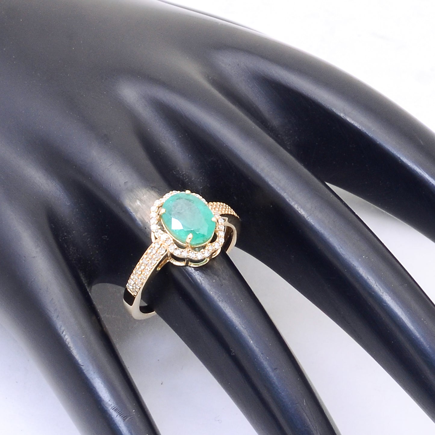 1.85 Ct Oval Mixed Cut Natural Emerald 14K Gold Ring