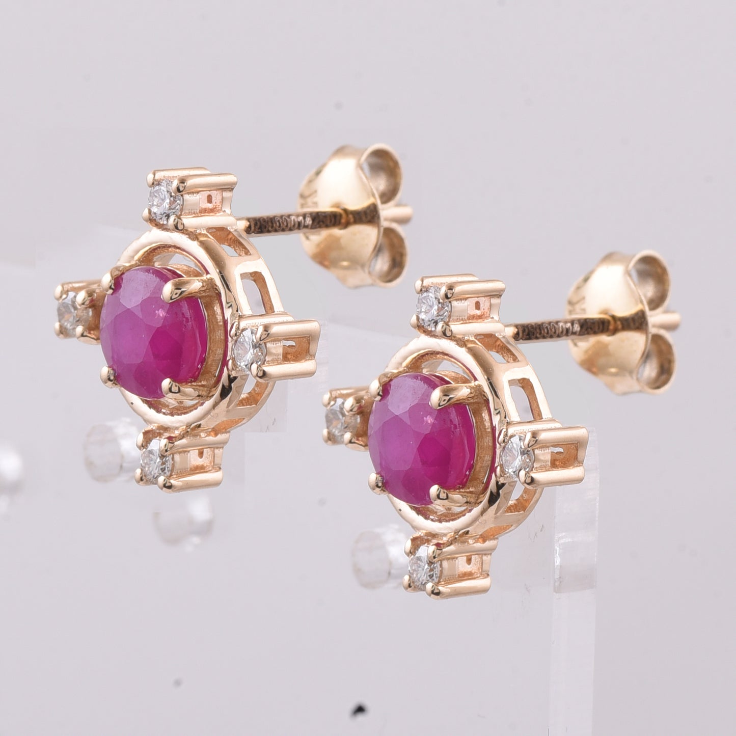 1.78 Ct Round Natural Ruby 14K Gold Earrings