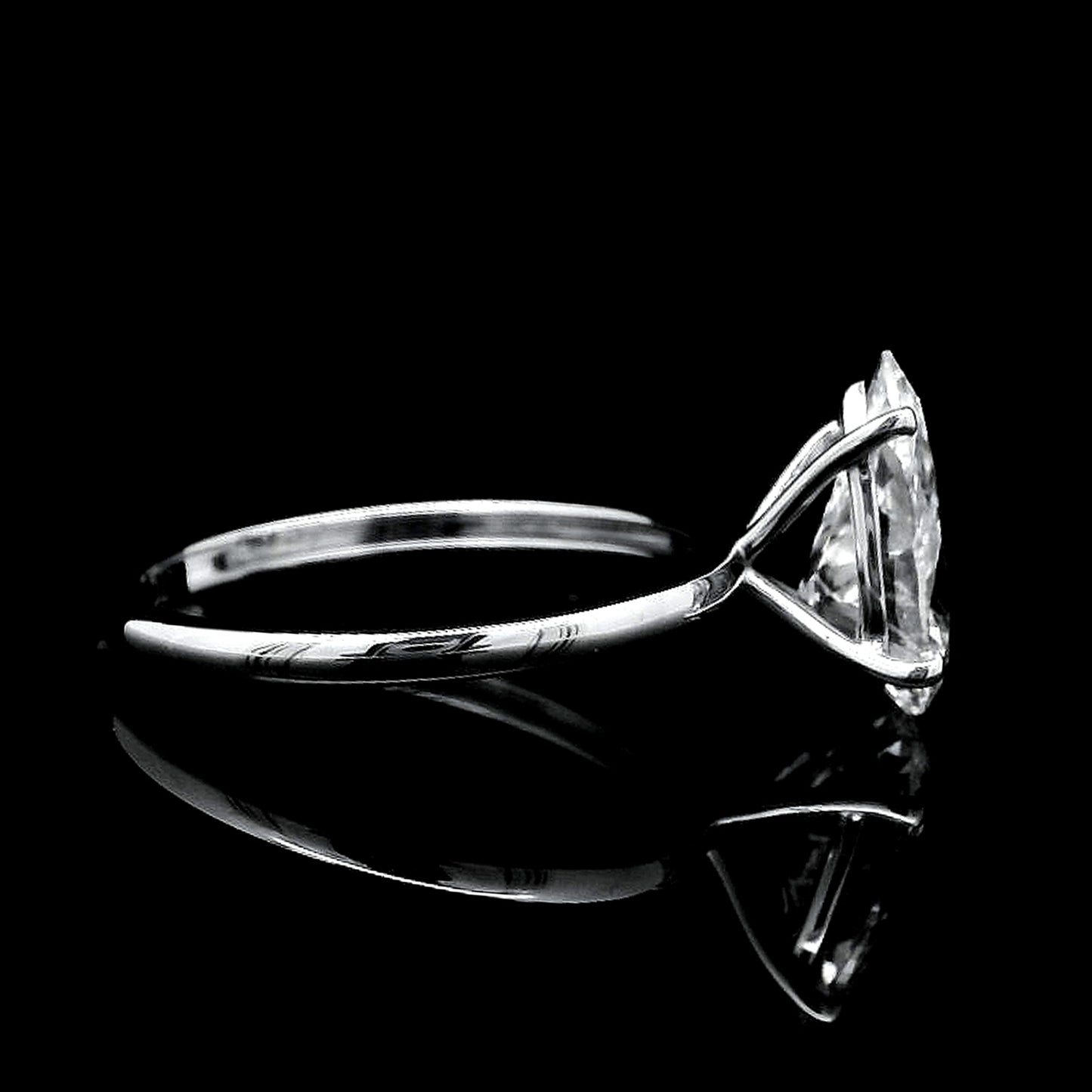 2.08 Carats Lab Grown Diamond 14K Gold Ring