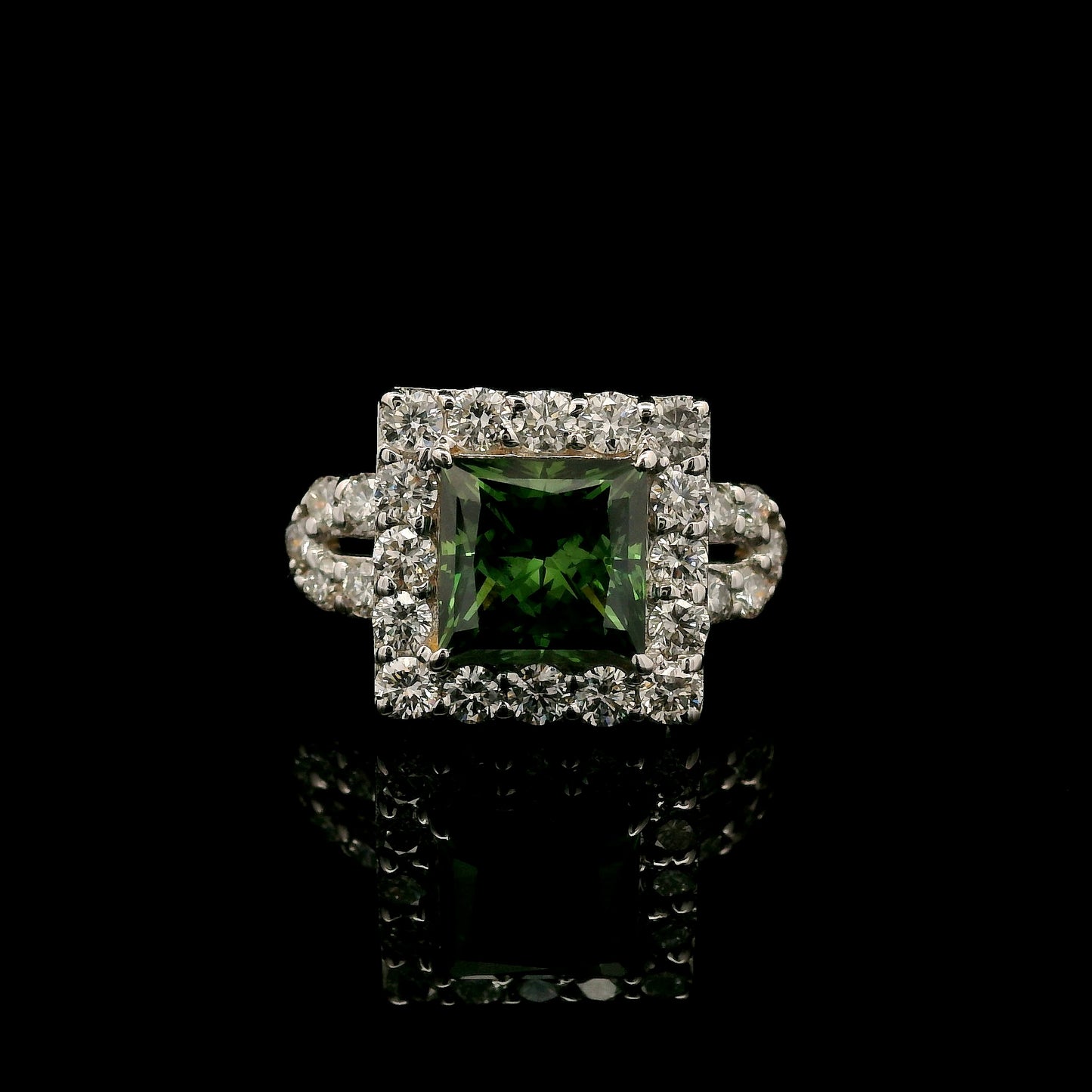 2.68 Carats Green Lab Grown Diamond 14K Gold Ring