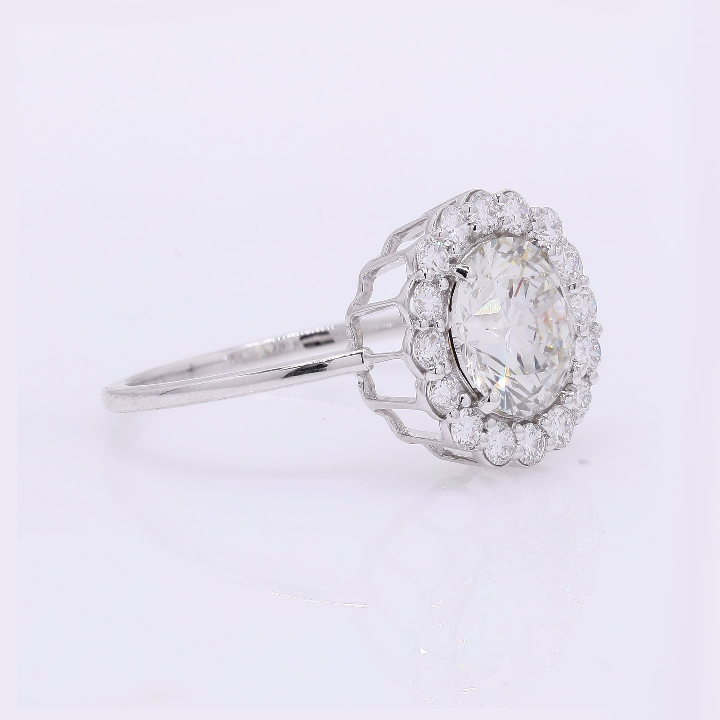 2.65 Carats Lab Grown Diamond 14K Gold Ring