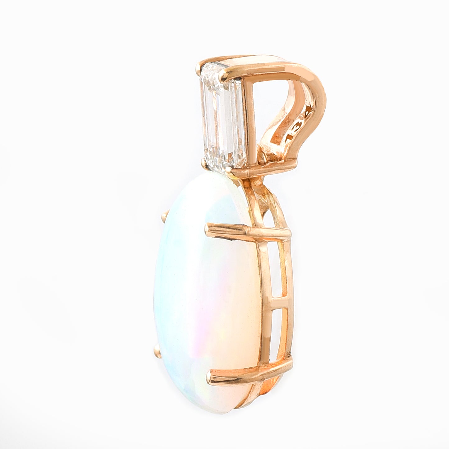 2.72 Ct Oval Opal 14K Gold Pendant