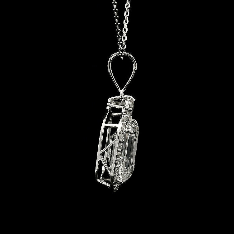 3.28 Carats Lab Grown Diamond 14K Gold Pendant