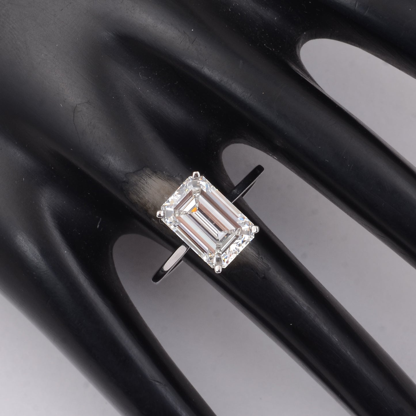 2.55 Carats Lab Grown Diamond 14K Gold Ring