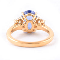 4.94 Ct Oval Sapphire 18K Gold Ring