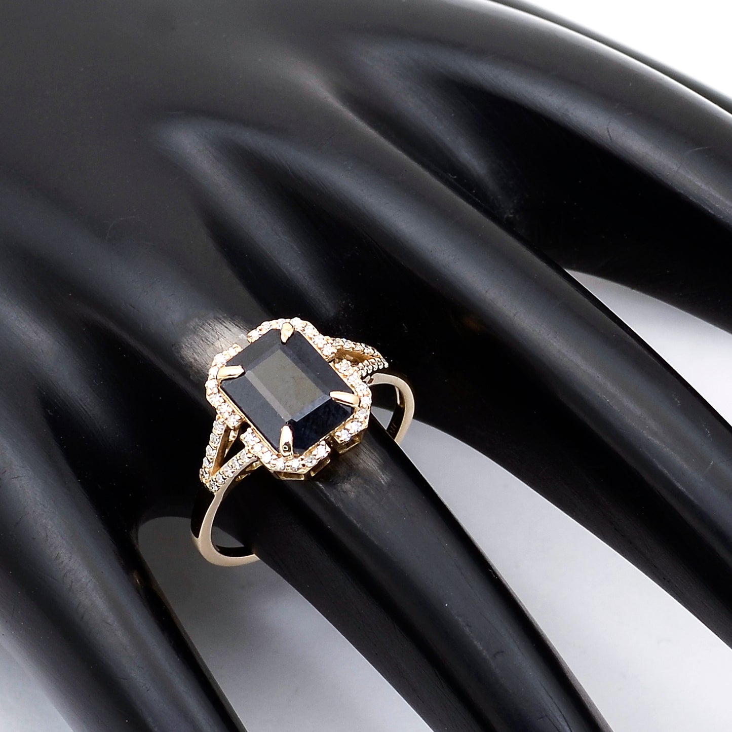 2.51 Ct Octagon Natural Sapphire 14K Gold Ring
