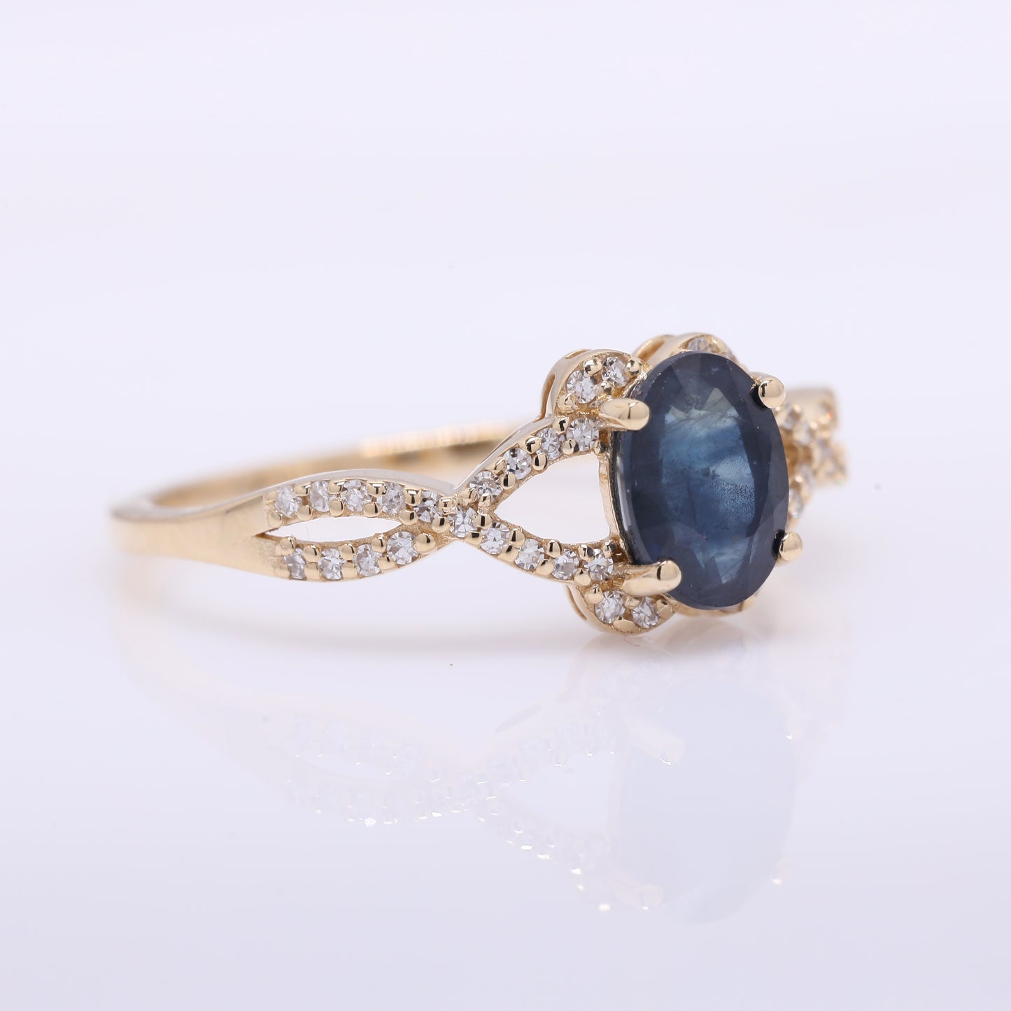 1.38 Ct Oval Mixed Cut Natural Sapphire 14K Gold Ring