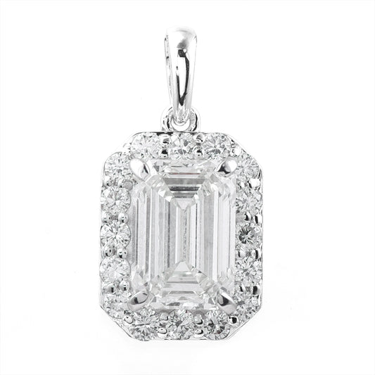 2.27 Carats Lab Grown Diamond 14K Gold Pendant