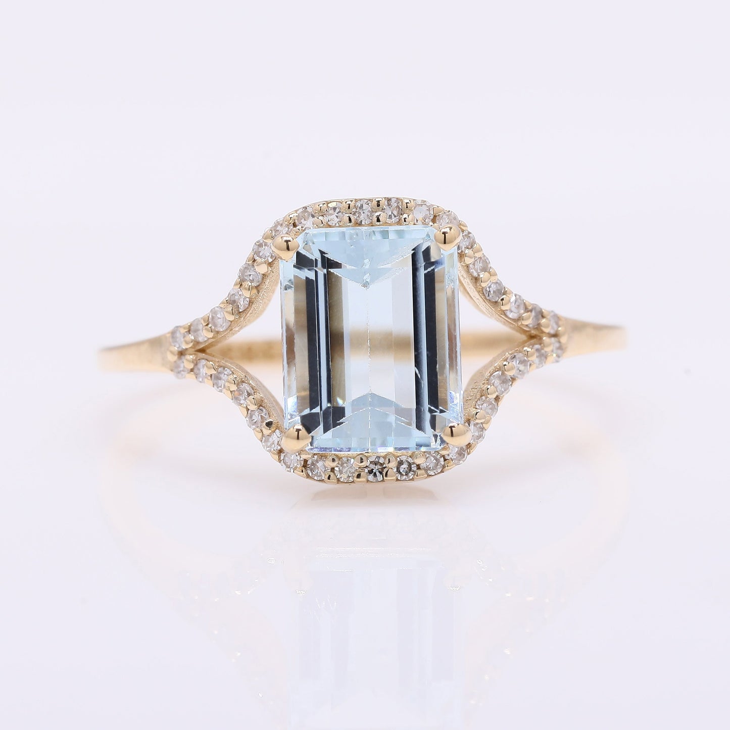 1.80 Ct Octagon Step Cut Natural Aquamarine 14K Gold Ring