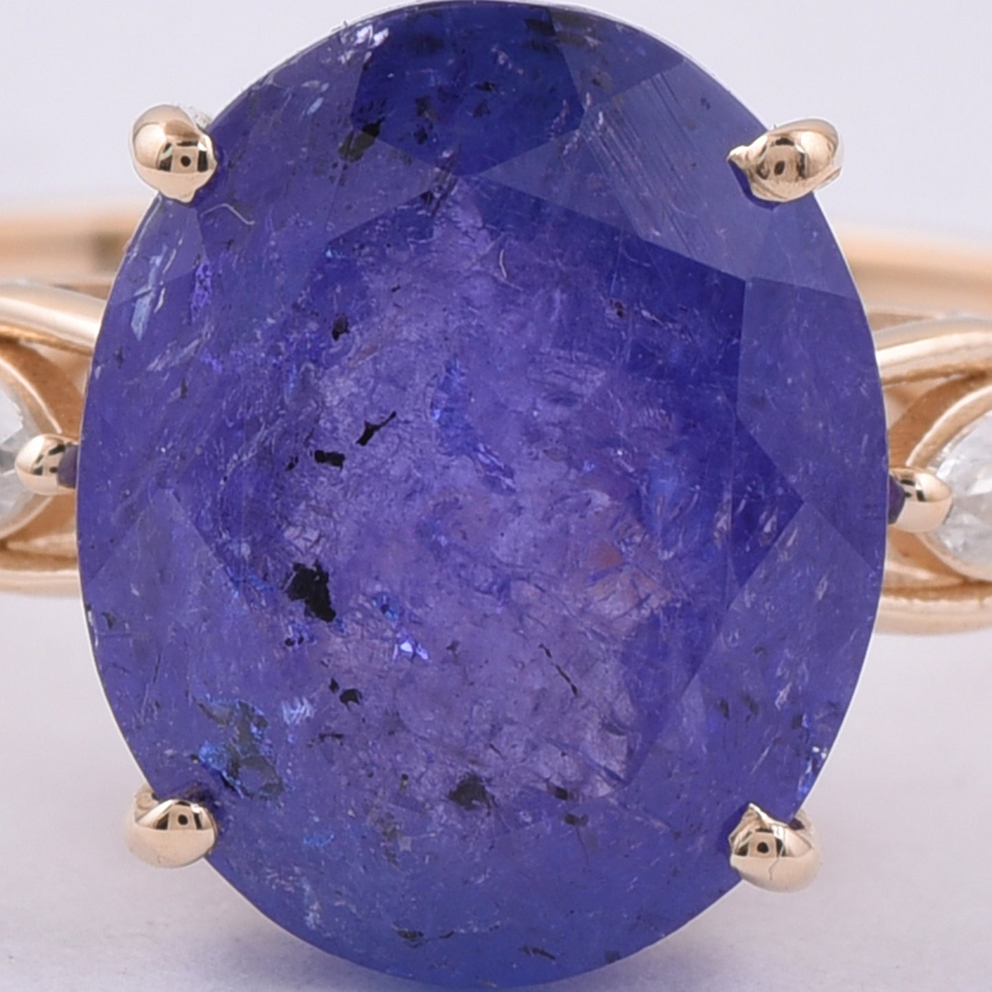 5.20 Ct Oval Natural Tanzanite 14K Gold Ring