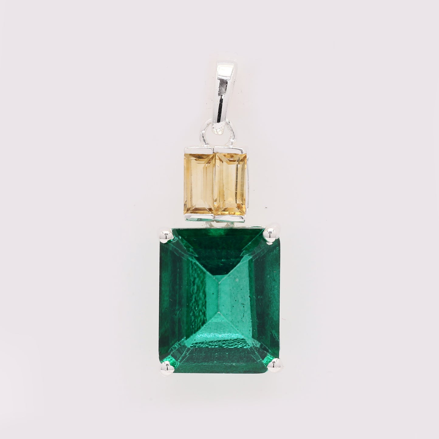 6.64 Ct Octagon Green Topaz 925 Silver Pendant