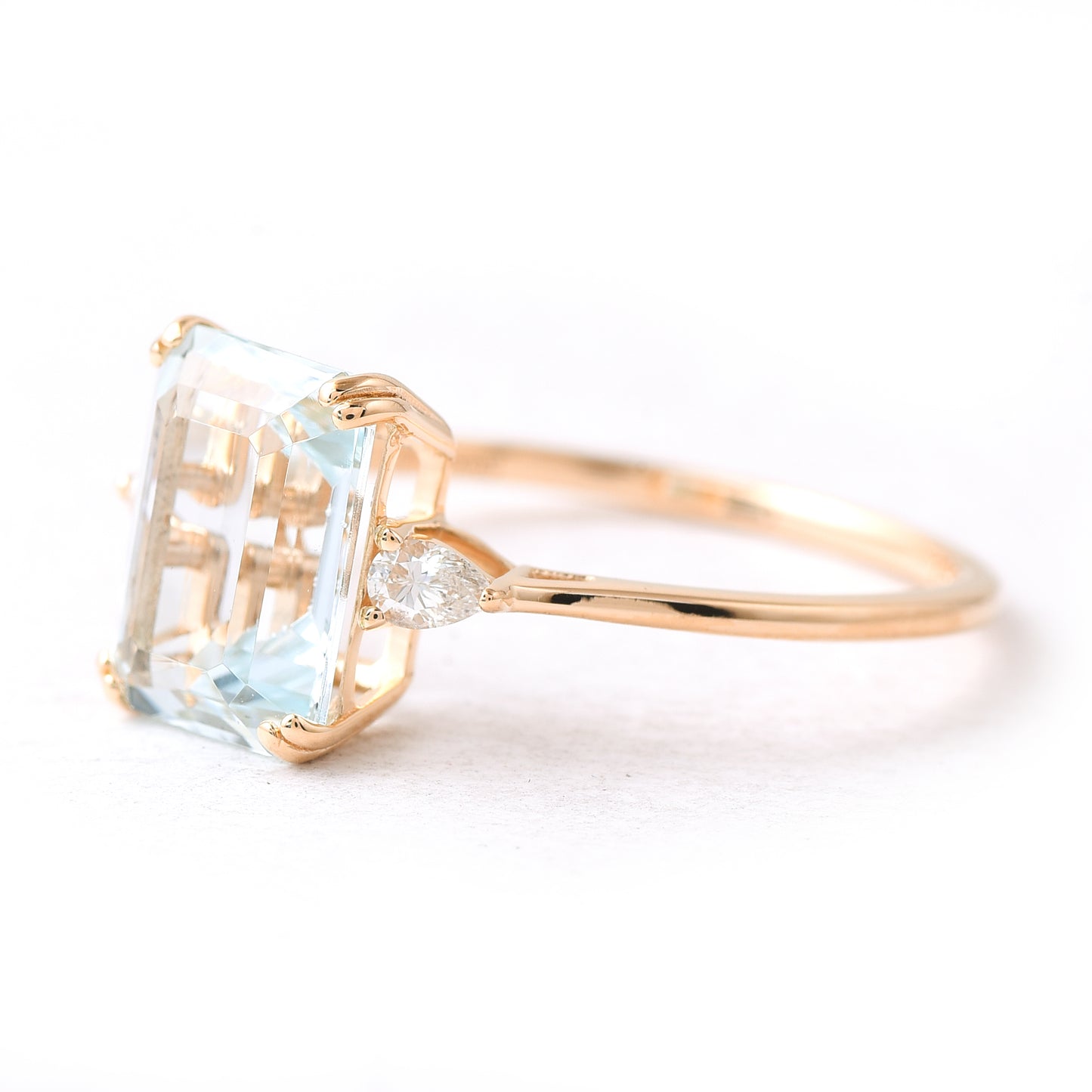 2.27 Ct Octagon Aquamarine 14K Gold Ring