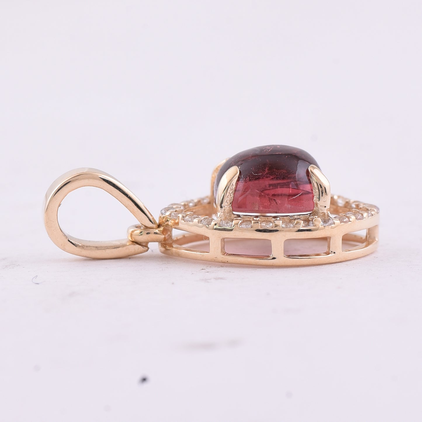 1.31 Ct Cushion Tourmaline 9K Gold Pendant