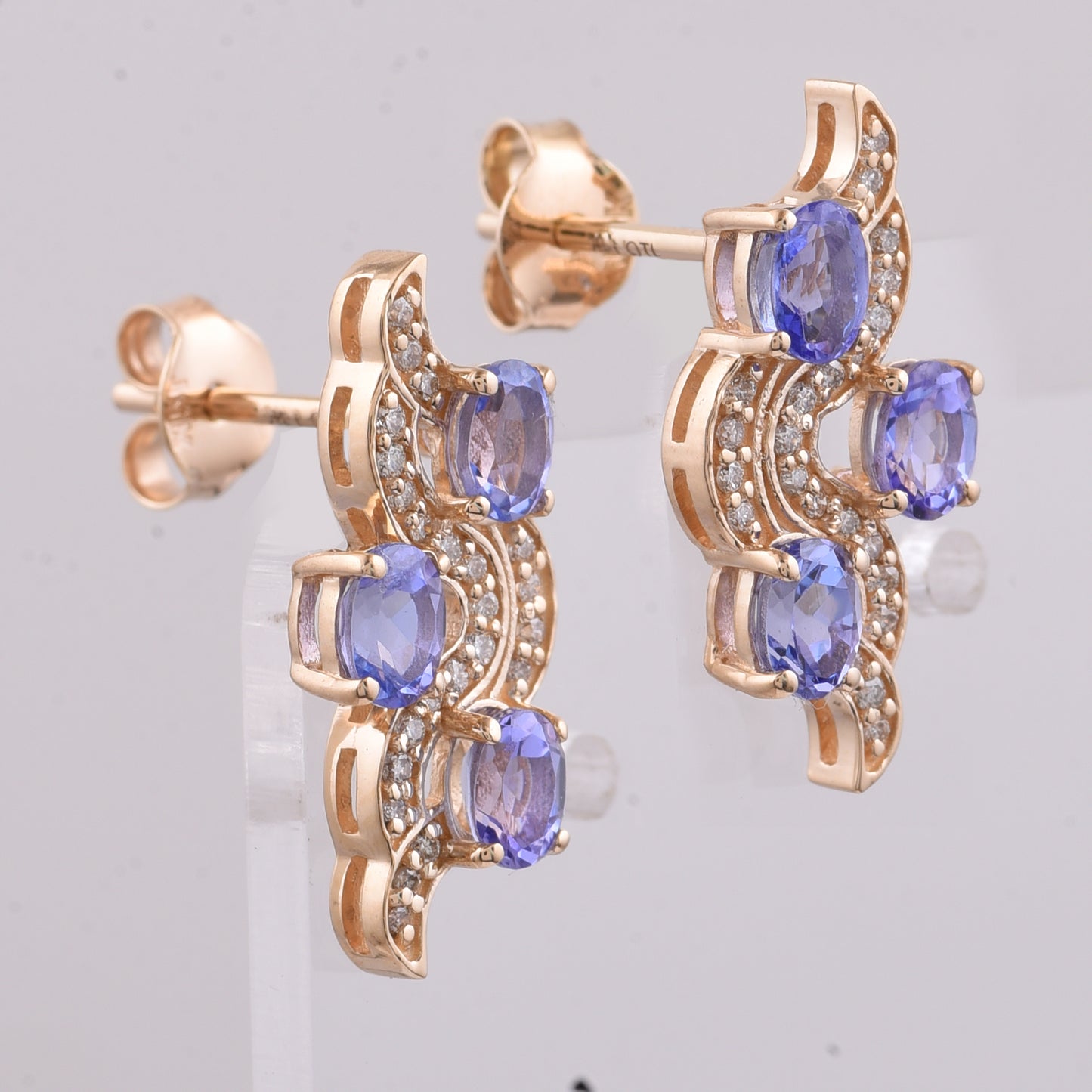 1.56 Ct Oval Natural Tanzanite 14K Gold Earrings