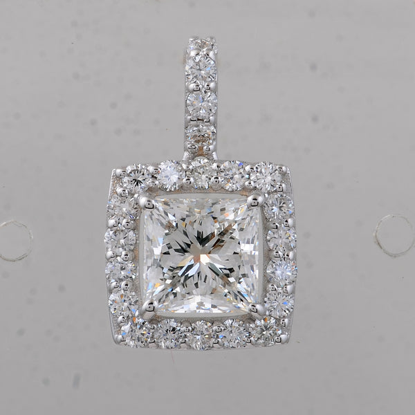 2.56 Carats Lab Grown Diamond 14K Gold Pendant