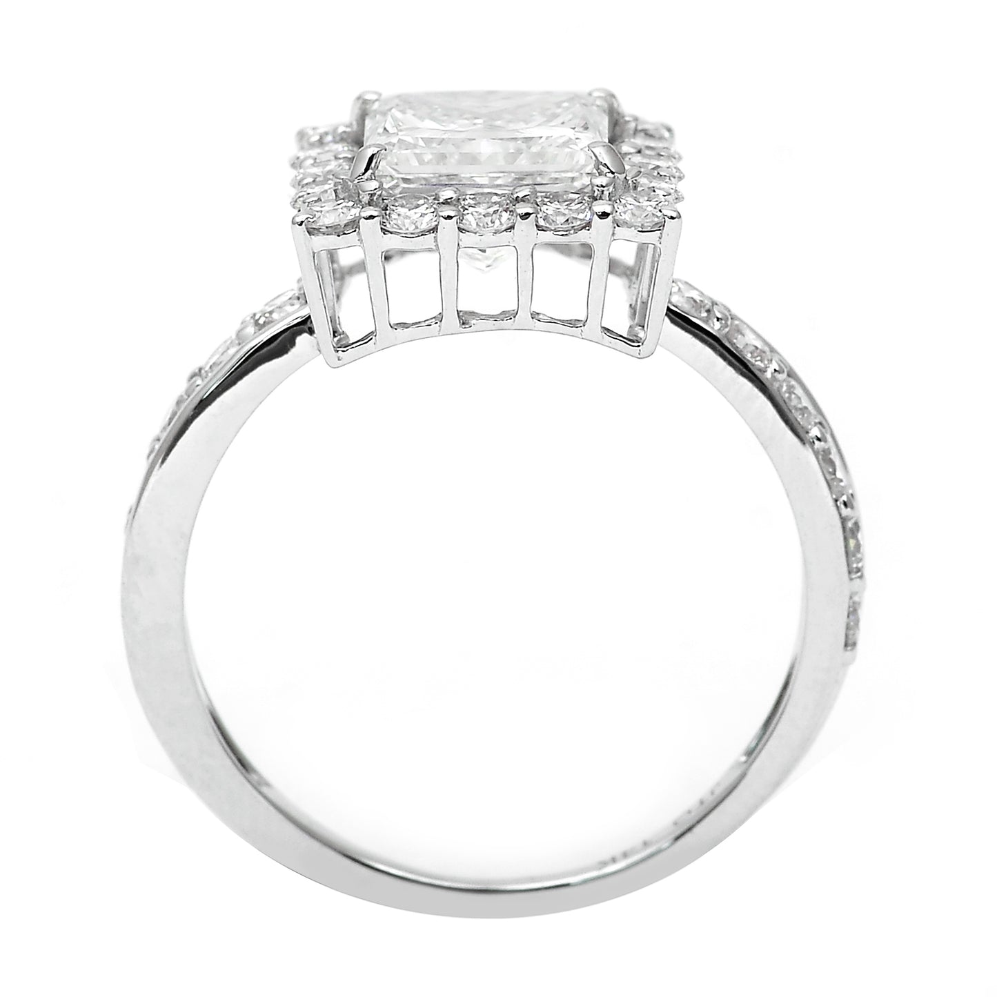 2.92 Carats Lab Grown Diamond 14K Gold Ring